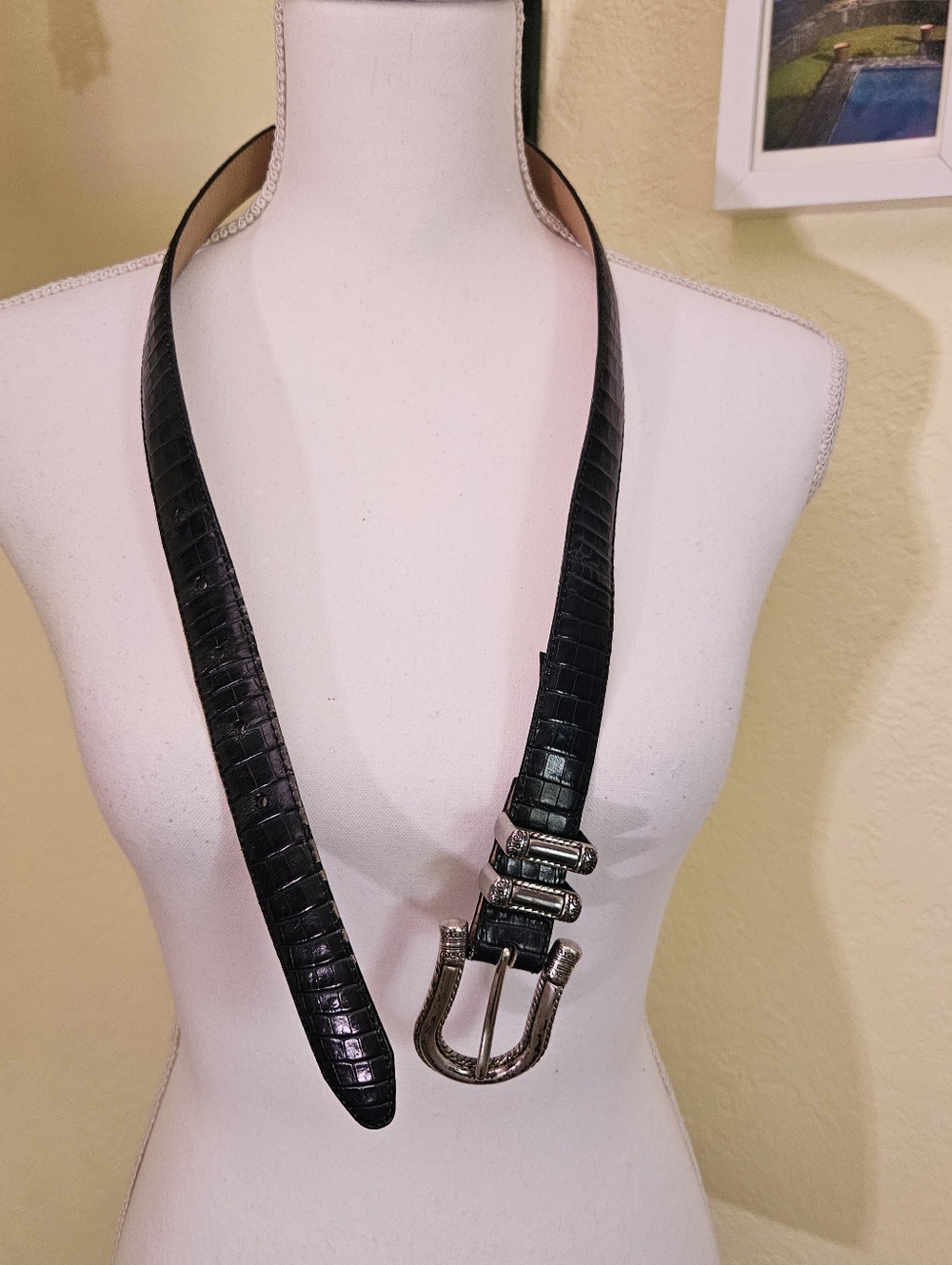 Vintage Brighton Dark Blue Croc-Embossed Leather Belt with Silver Buckle Sz M